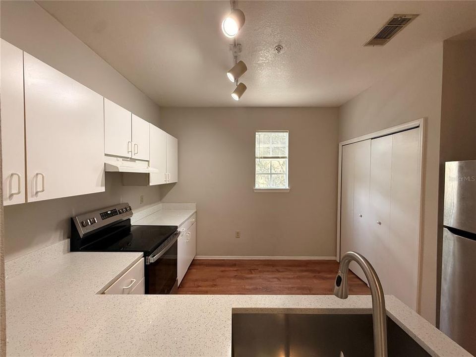 En Venta: $145,000 (1 camas, 1 baños, 821 Pies cuadrados)