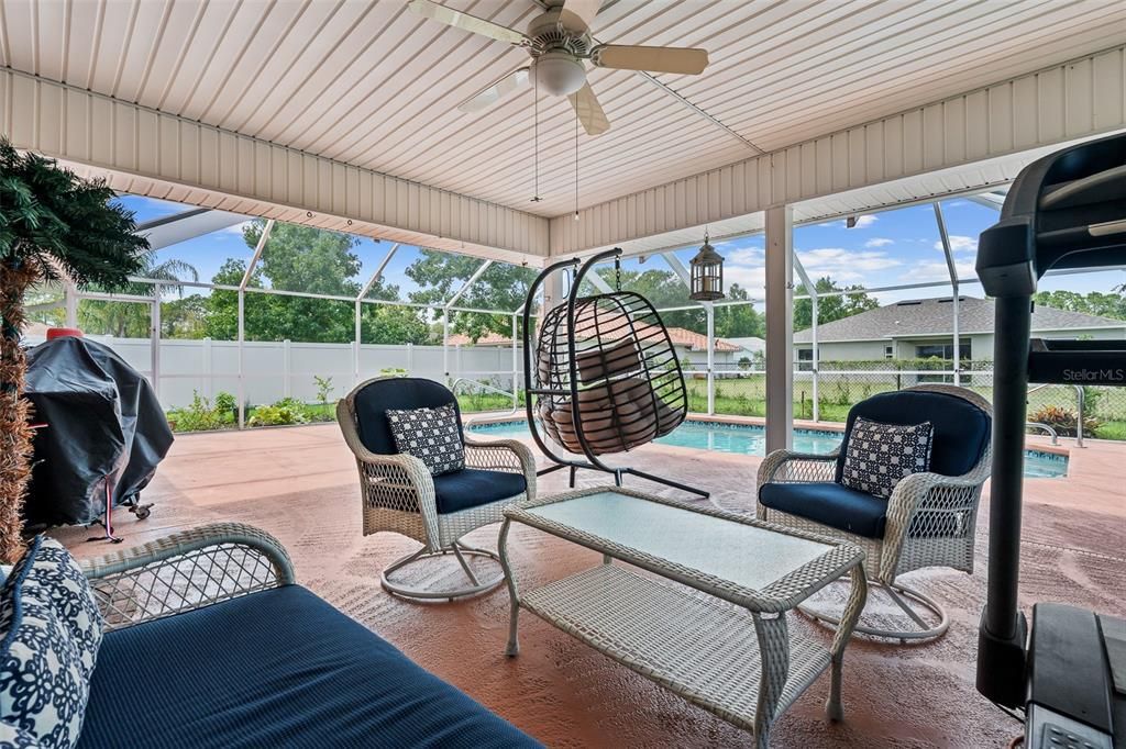 For Sale: $399,900 (4 beds, 2 baths, 1779 Square Feet)