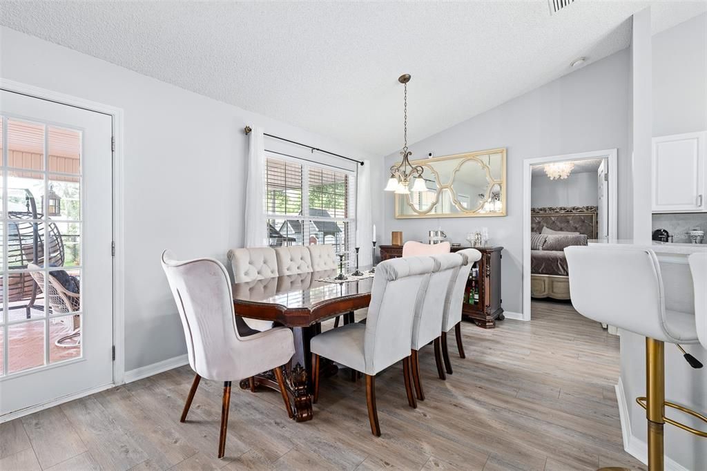 For Sale: $399,900 (4 beds, 2 baths, 1779 Square Feet)