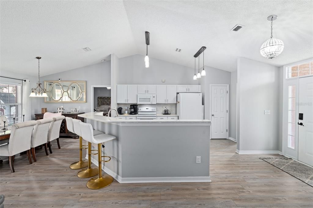 For Sale: $399,900 (4 beds, 2 baths, 1779 Square Feet)