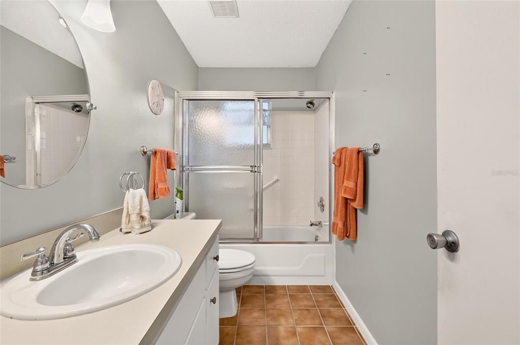 For Sale: $189,900 (2 beds, 2 baths, 1748 Square Feet)