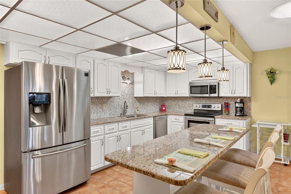 For Sale: $189,900 (2 beds, 2 baths, 1748 Square Feet)