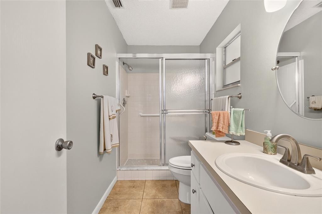 For Sale: $189,900 (2 beds, 2 baths, 1748 Square Feet)