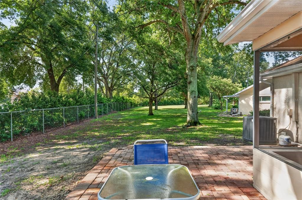 For Sale: $189,900 (2 beds, 2 baths, 1748 Square Feet)