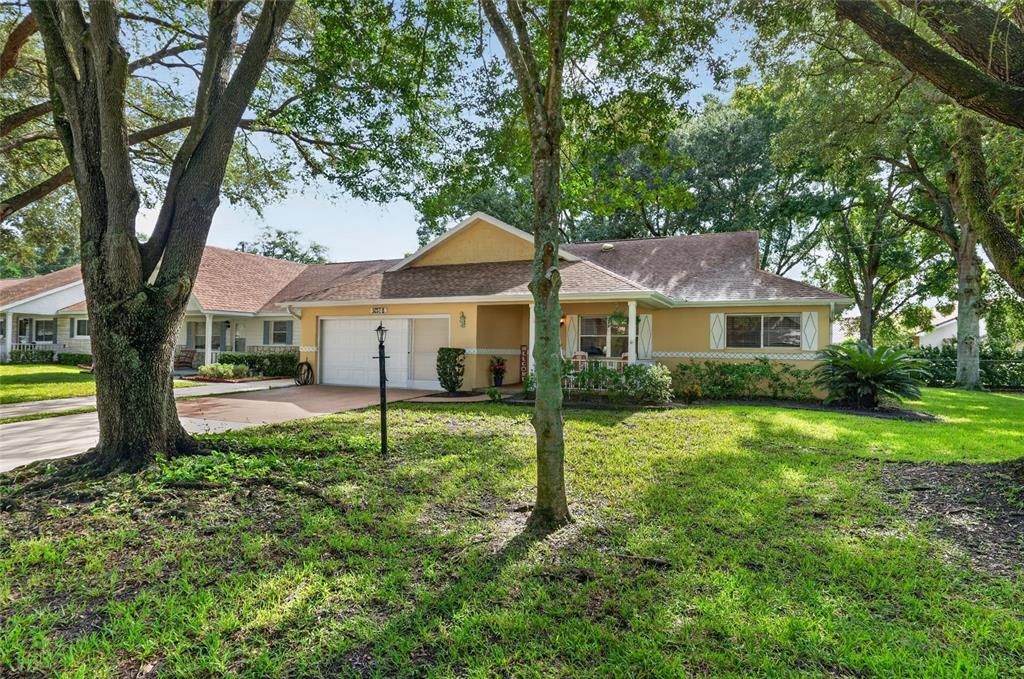 For Sale: $189,900 (2 beds, 2 baths, 1748 Square Feet)