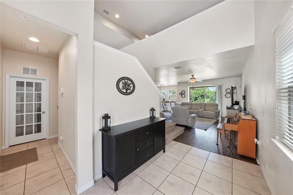 For Sale: $410,000 (4 beds, 2 baths, 2492 Square Feet)