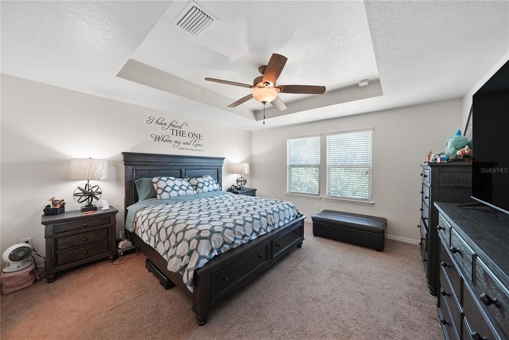 For Sale: $410,000 (4 beds, 2 baths, 2492 Square Feet)