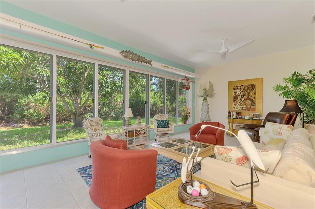 For Sale: $469,900 (3 beds, 2 baths, 2340 Square Feet)