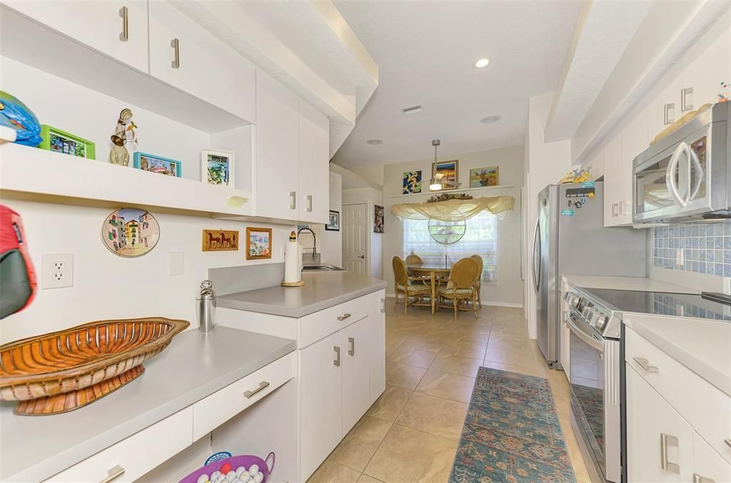 For Sale: $469,900 (3 beds, 2 baths, 2340 Square Feet)
