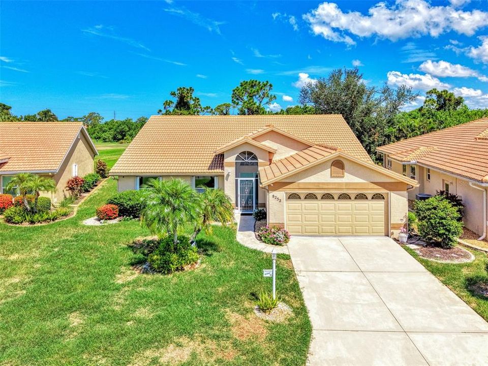 For Sale: $469,900 (3 beds, 2 baths, 2340 Square Feet)