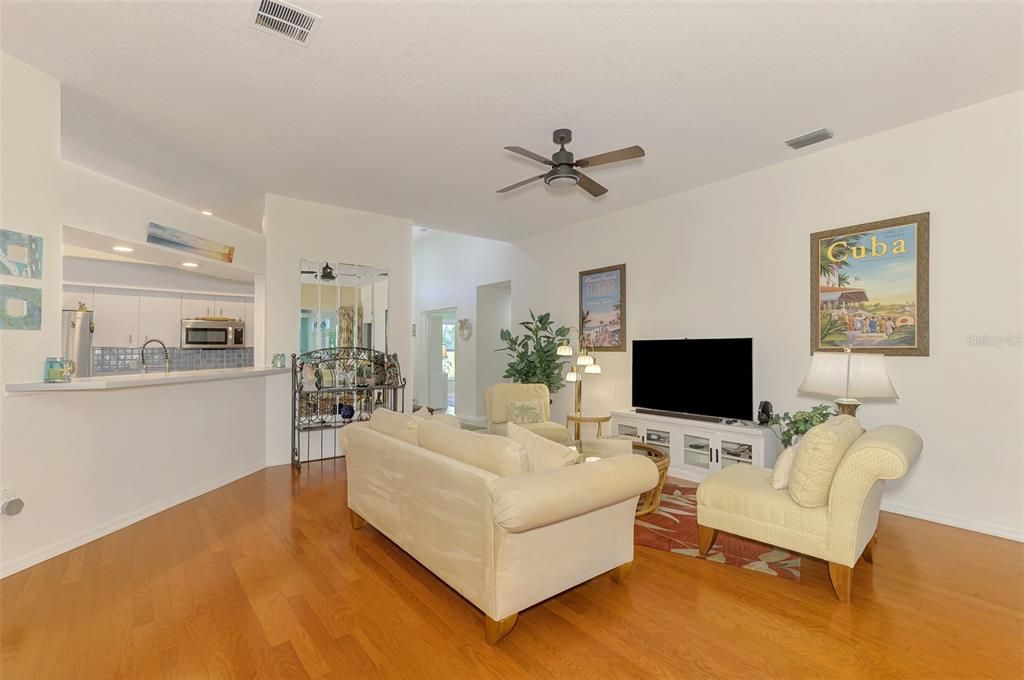 For Sale: $469,900 (3 beds, 2 baths, 2340 Square Feet)