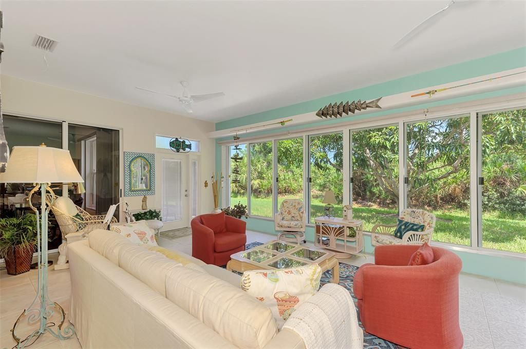 For Sale: $469,900 (3 beds, 2 baths, 2340 Square Feet)