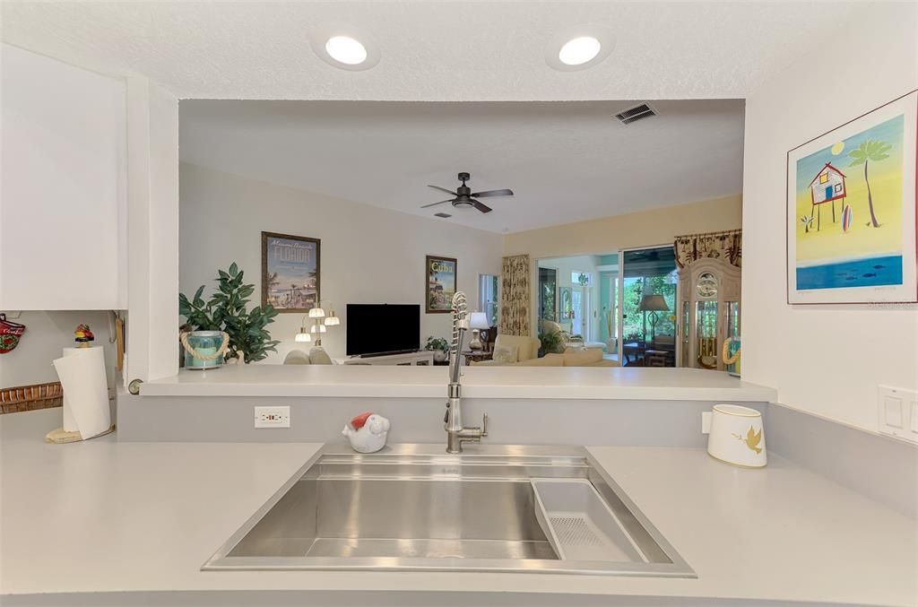 For Sale: $469,900 (3 beds, 2 baths, 2340 Square Feet)