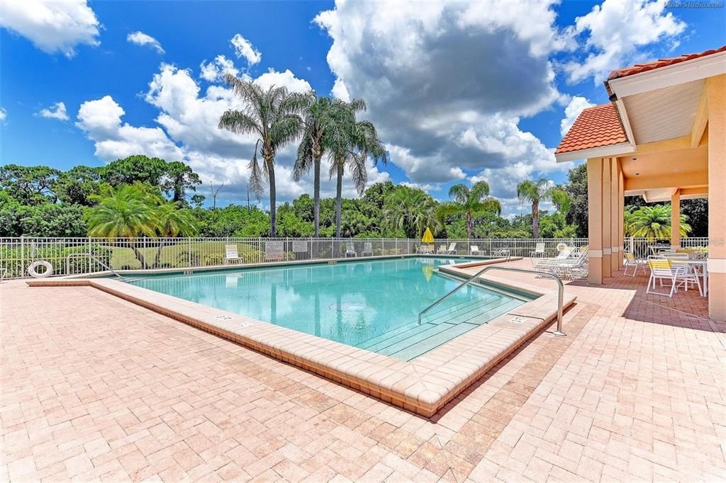 For Sale: $469,900 (3 beds, 2 baths, 2340 Square Feet)