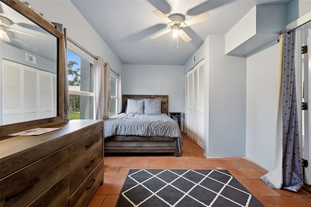 For Sale: $525,000 (4 beds, 2 baths, 1756 Square Feet)