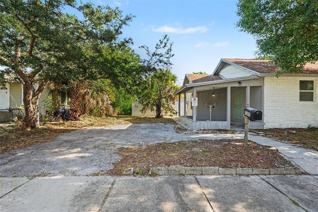 En Venta: $280,000 (2 camas, 1 baños, 946 Pies cuadrados)