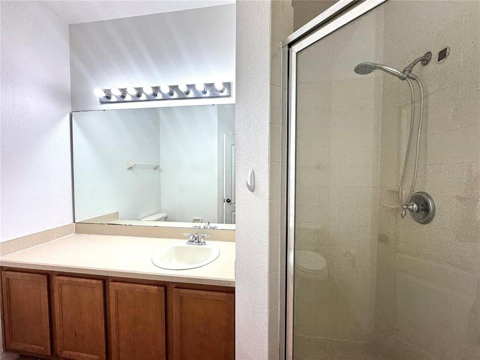 For Rent: $1,699 (2 beds, 2 baths, 987 Square Feet)