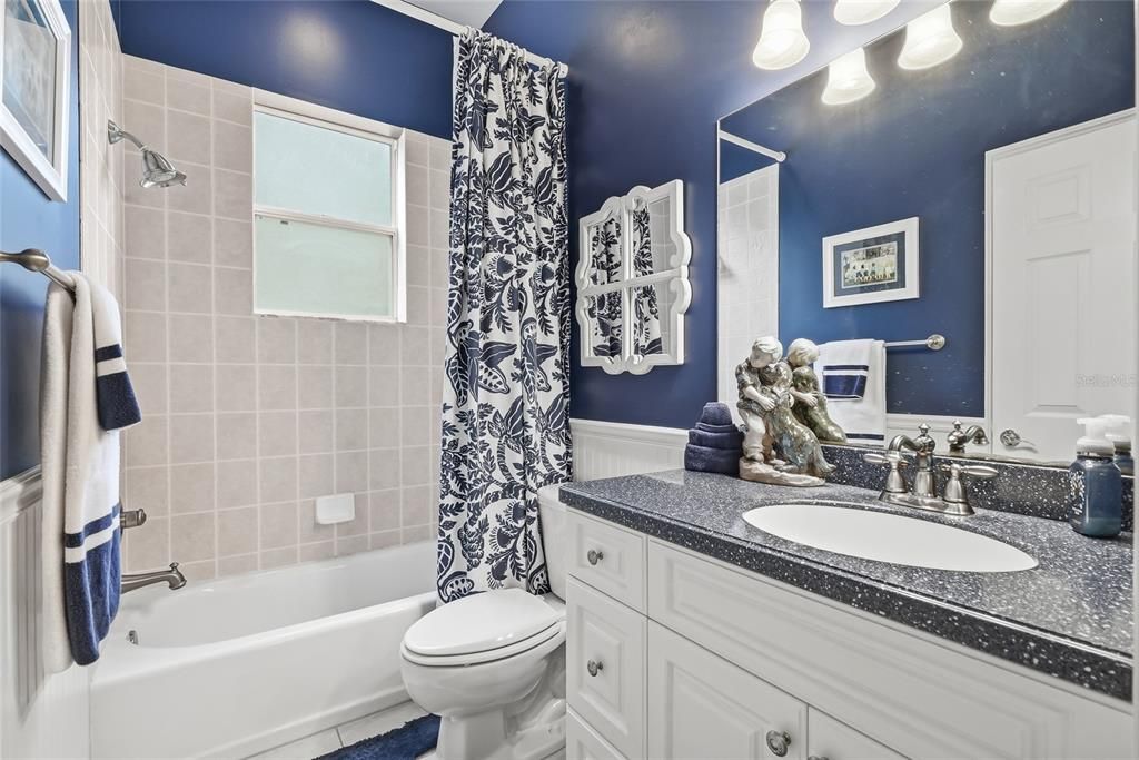 For Sale: $1,200,000 (4 beds, 2 baths, 2937 Square Feet)