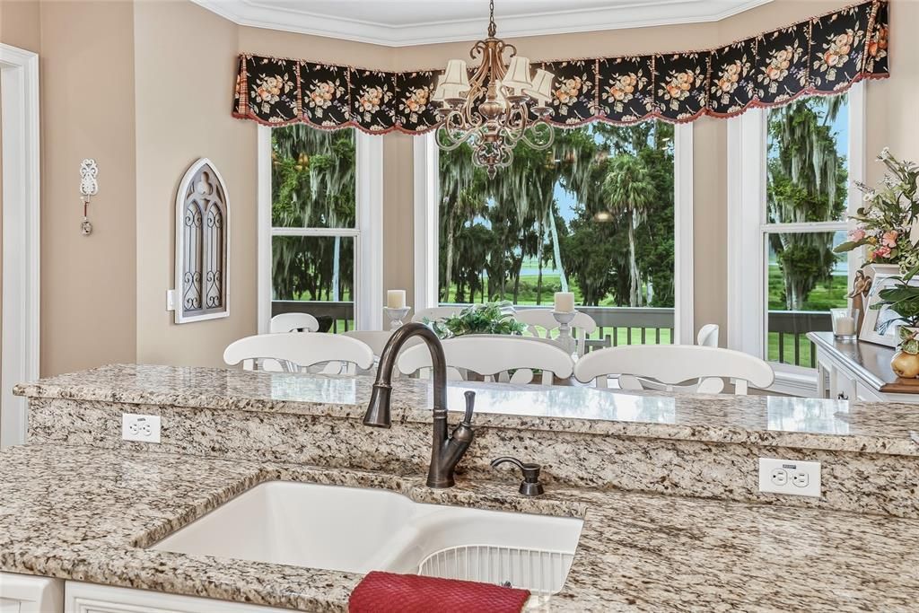 For Sale: $1,200,000 (4 beds, 2 baths, 2937 Square Feet)