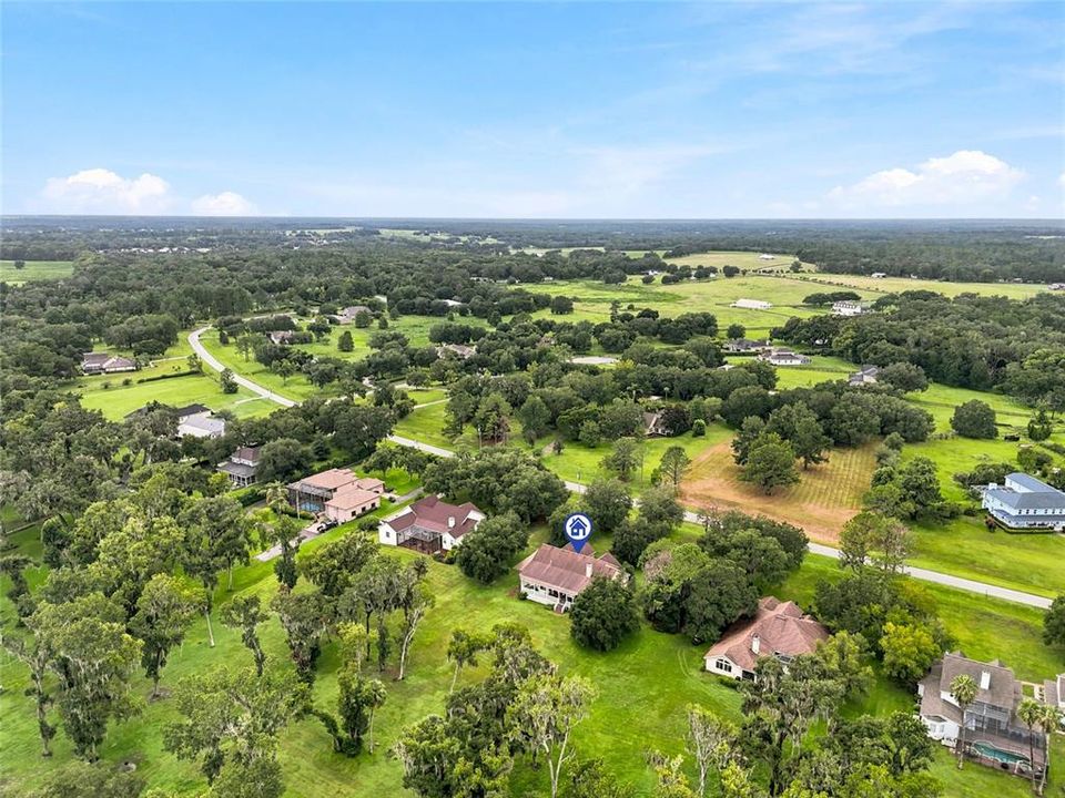 For Sale: $1,200,000 (4 beds, 2 baths, 2937 Square Feet)