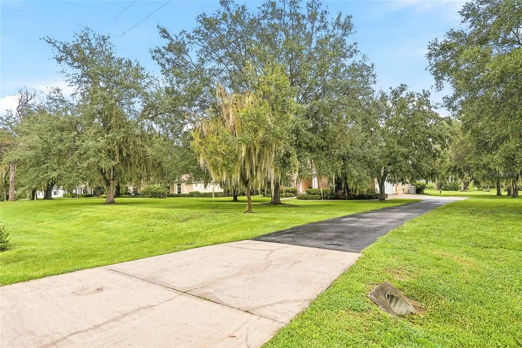 For Sale: $1,200,000 (4 beds, 2 baths, 2937 Square Feet)