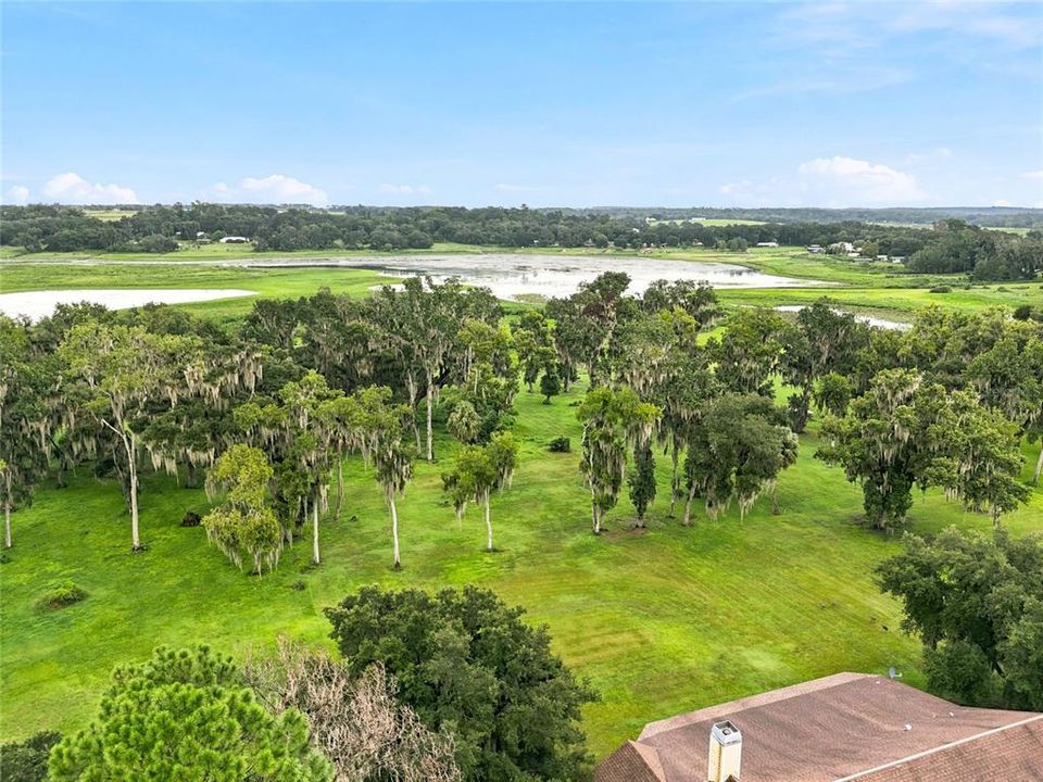 For Sale: $1,200,000 (4 beds, 2 baths, 2937 Square Feet)