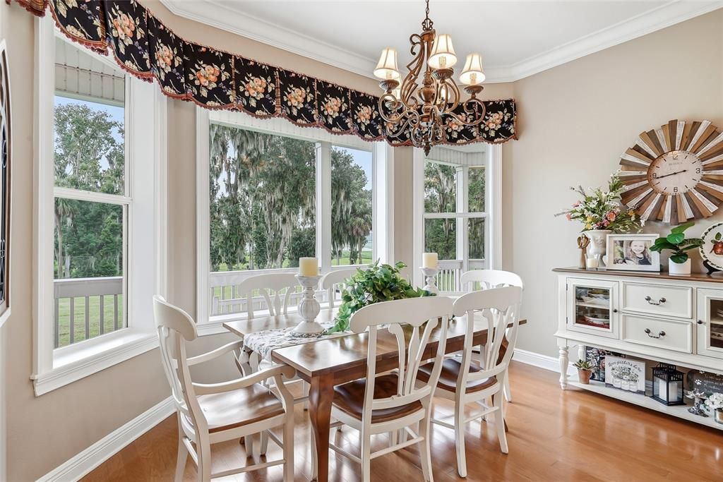 For Sale: $1,200,000 (4 beds, 2 baths, 2937 Square Feet)