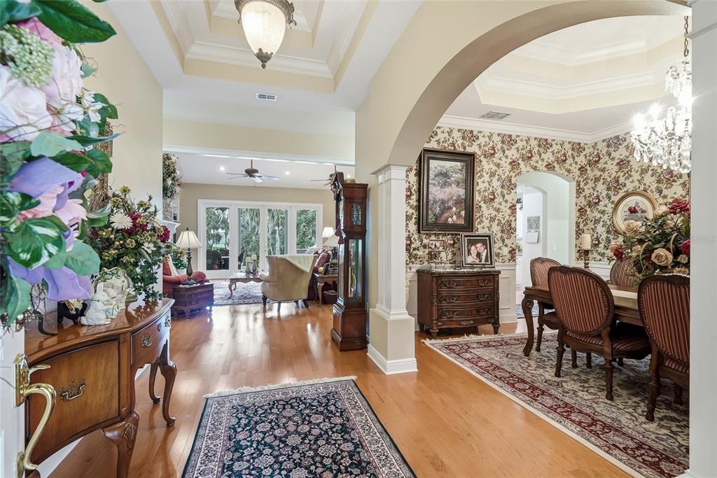 For Sale: $1,200,000 (4 beds, 2 baths, 2937 Square Feet)