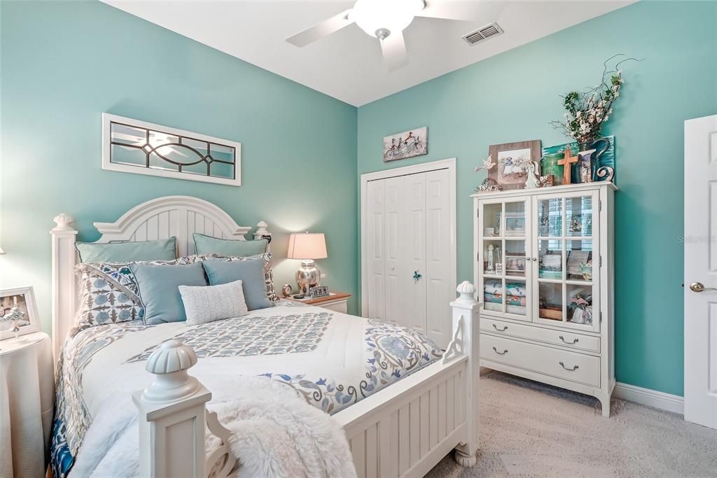 For Sale: $1,200,000 (4 beds, 2 baths, 2937 Square Feet)