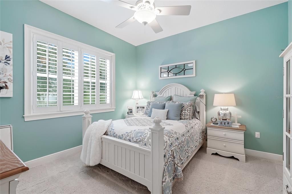 For Sale: $1,200,000 (4 beds, 2 baths, 2937 Square Feet)