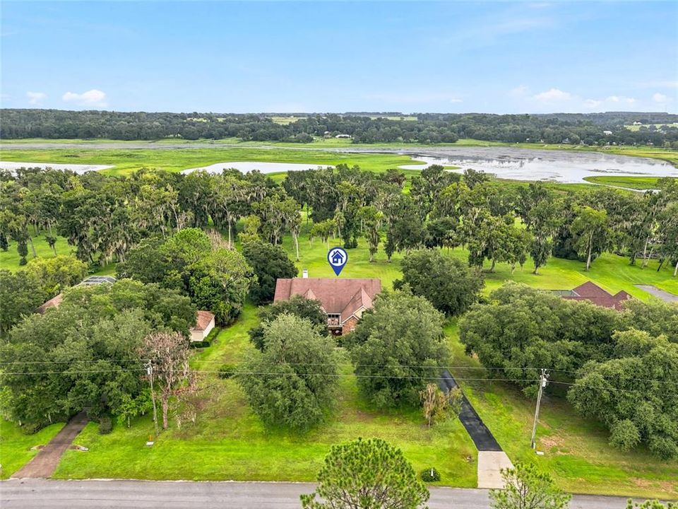 For Sale: $1,200,000 (4 beds, 2 baths, 2937 Square Feet)