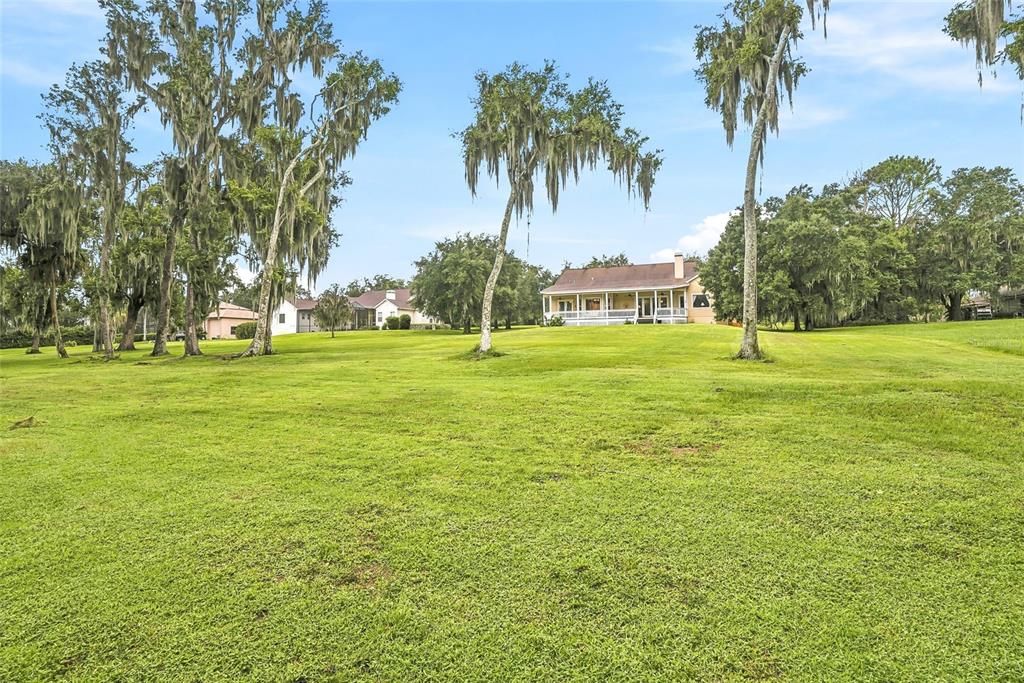 For Sale: $1,200,000 (4 beds, 2 baths, 2937 Square Feet)