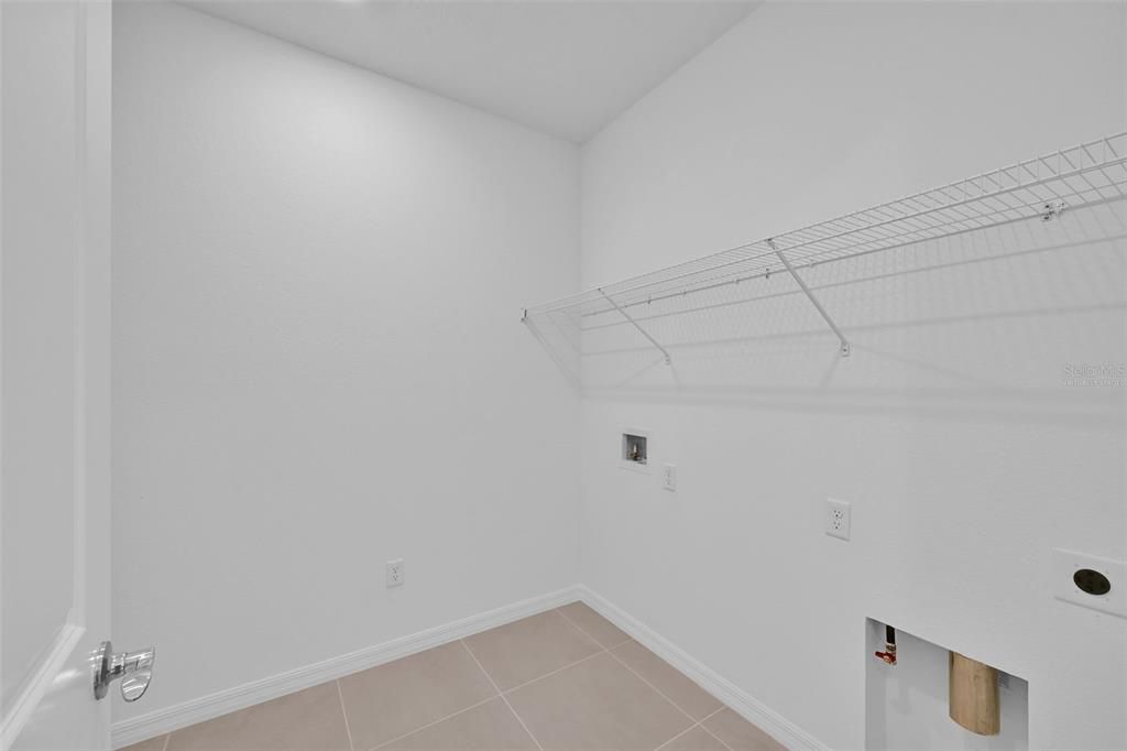 For Sale: $397,000 (4 beds, 2 baths, 1821 Square Feet)
