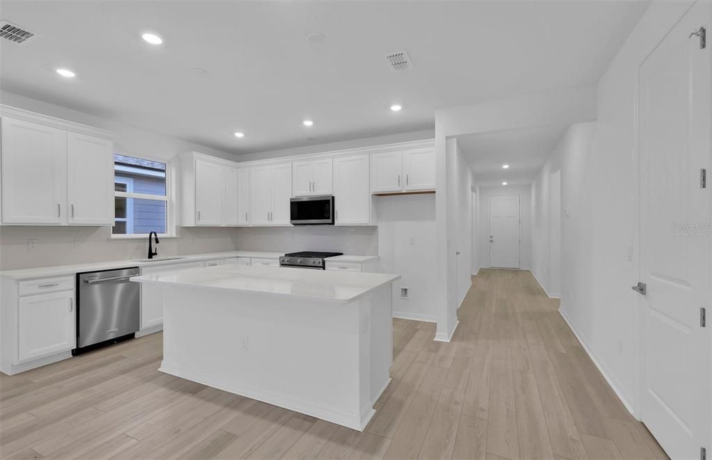 For Sale: $397,000 (4 beds, 2 baths, 1821 Square Feet)
