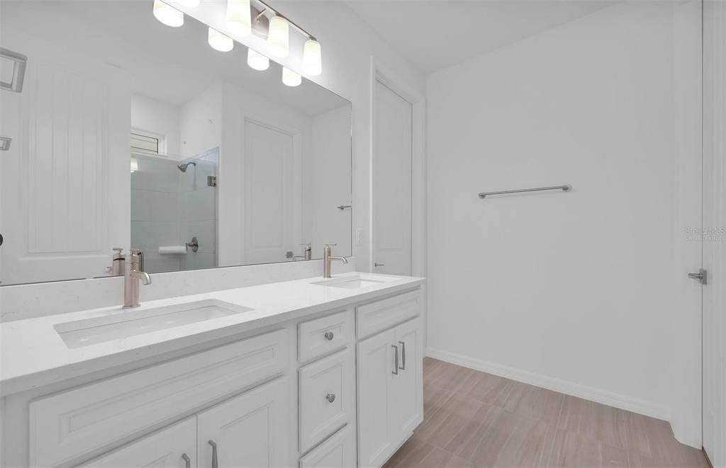 For Sale: $397,000 (4 beds, 2 baths, 1821 Square Feet)