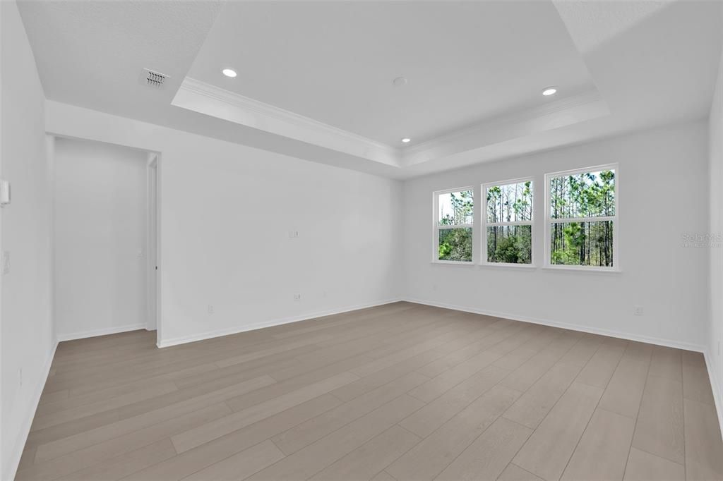 For Sale: $397,000 (4 beds, 2 baths, 1821 Square Feet)