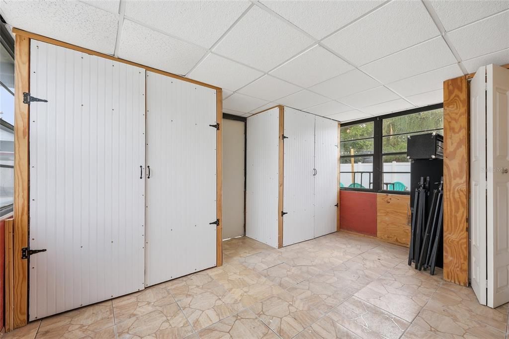 For Sale: $269,900 (3 beds, 2 baths, 1144 Square Feet)