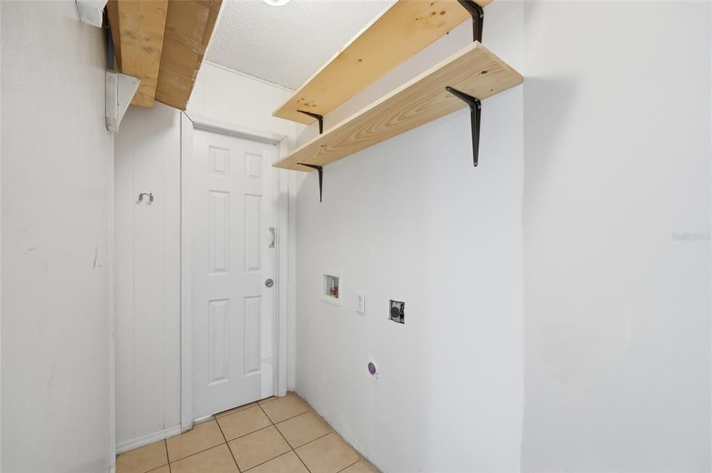 For Sale: $269,900 (3 beds, 2 baths, 1144 Square Feet)