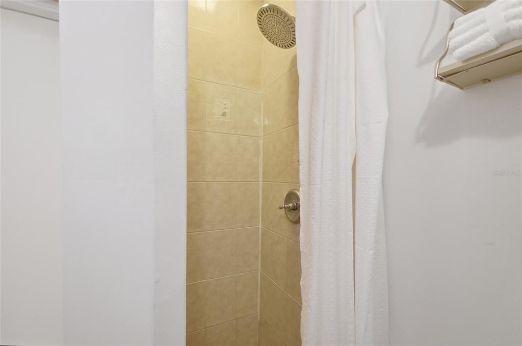 For Sale: $269,900 (3 beds, 2 baths, 1144 Square Feet)
