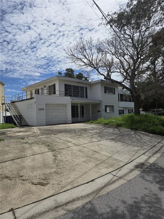 En Venta: $338,800 (4 camas, 0 baños, 2160 Pies cuadrados)