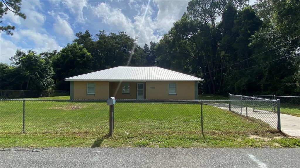 For Rent: $1,800 (3 beds, 2 baths, 1539 Square Feet)