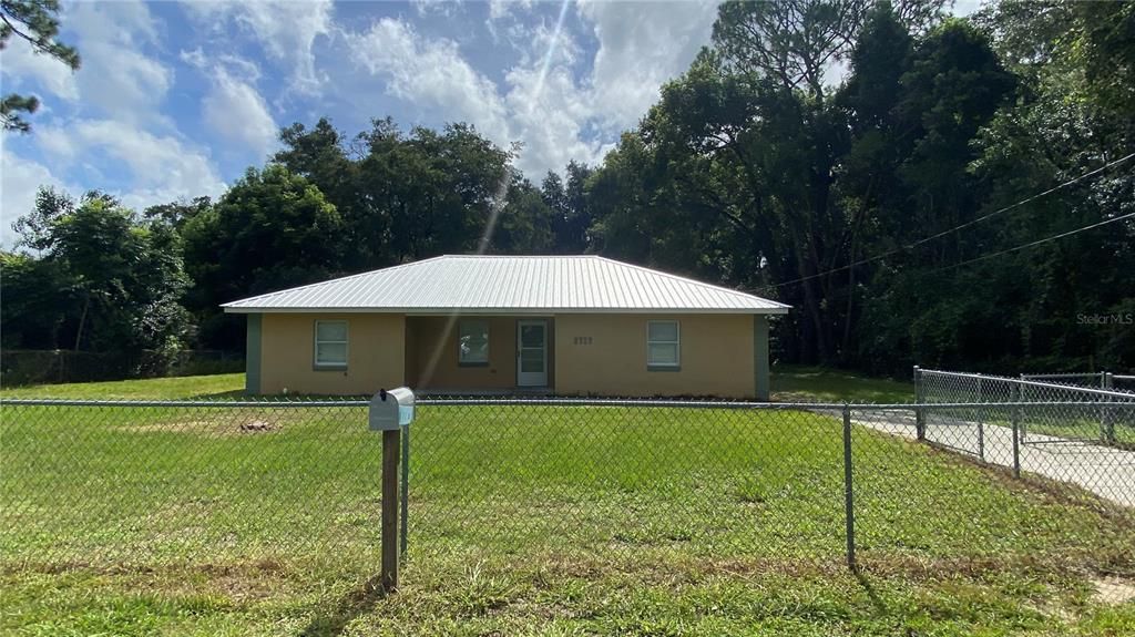 For Rent: $1,800 (3 beds, 2 baths, 1539 Square Feet)