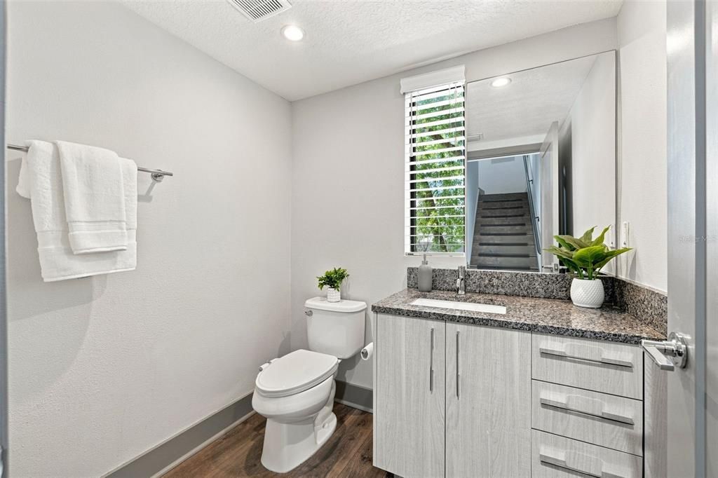 For Sale: $635,000 (3 beds, 3 baths, 1988 Square Feet)