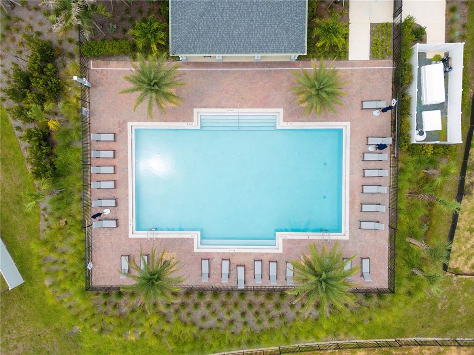 Под контрактом: $2,195 (3 спален, 2 ванн, 1653 Квадратных фут)