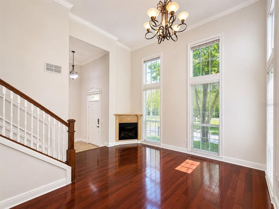 For Rent: $3,850 (3 beds, 2 baths, 1880 Square Feet)