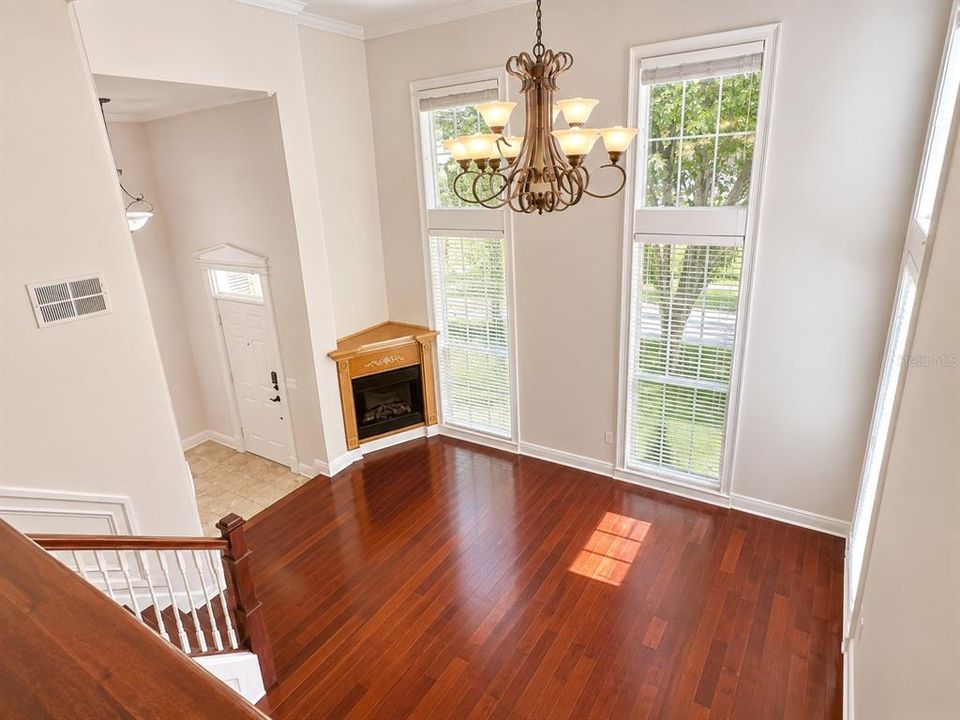 For Rent: $3,850 (3 beds, 2 baths, 1880 Square Feet)