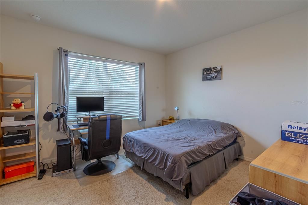 En Venta: $448,000 (5 camas, 3 baños, 2601 Pies cuadrados)
