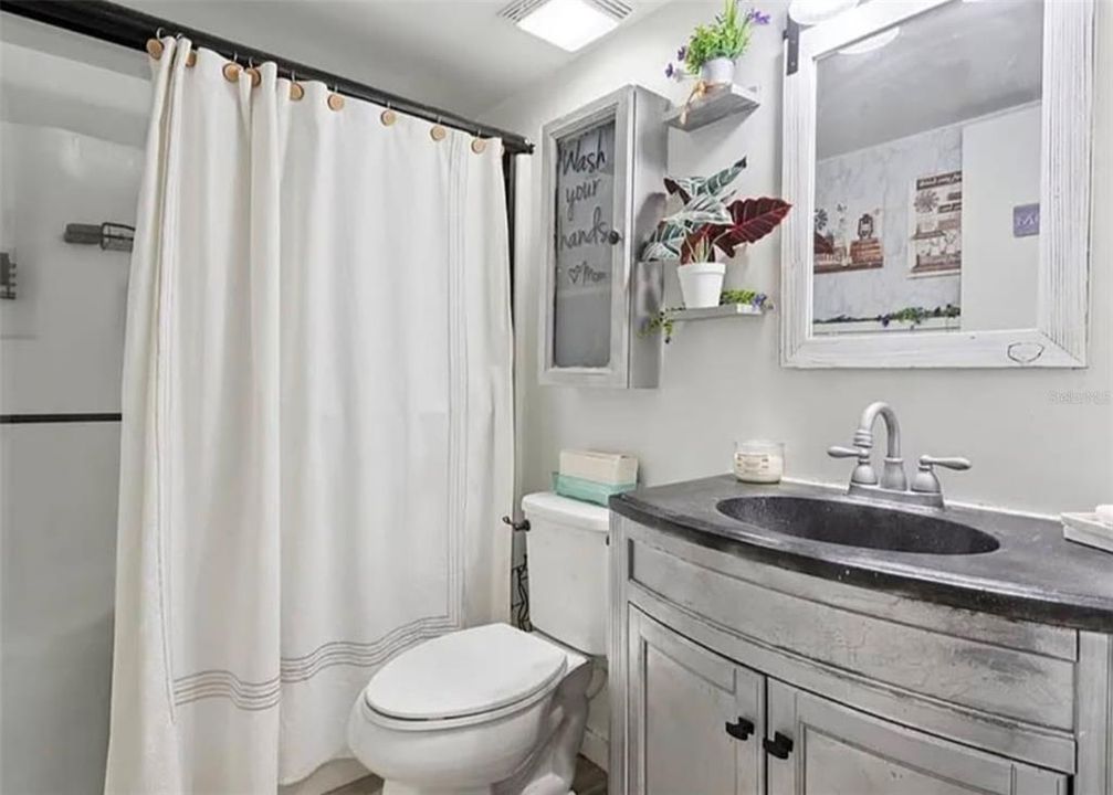 For Sale: $420,000 (3 beds, 2 baths, 1931 Square Feet)