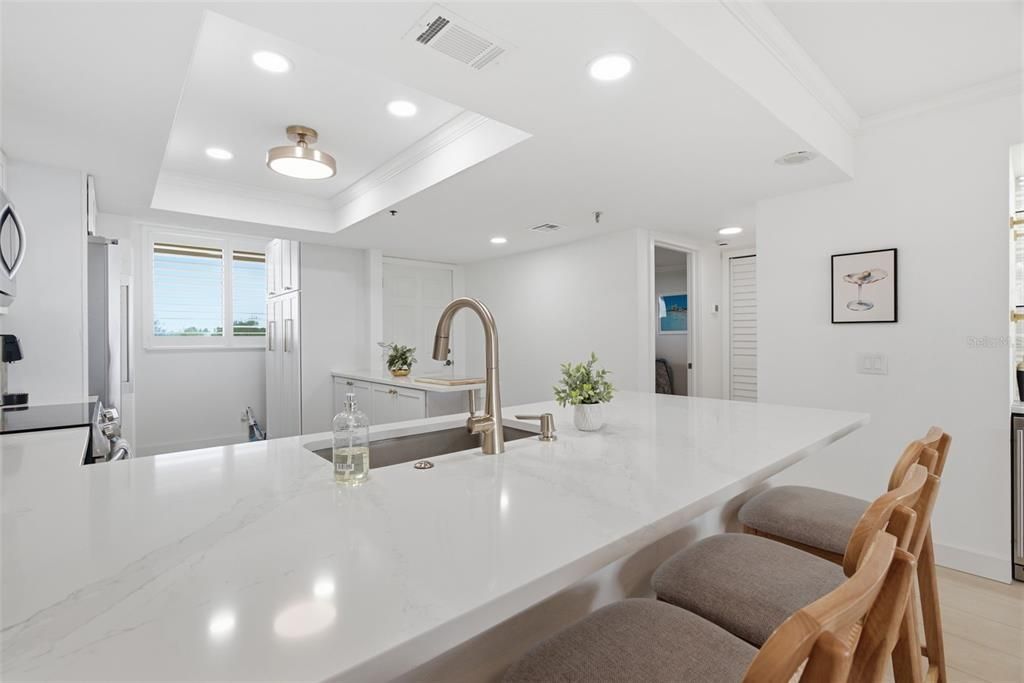 Active With Contract: $435,000 (2 beds, 2 baths, 1225 Square Feet)