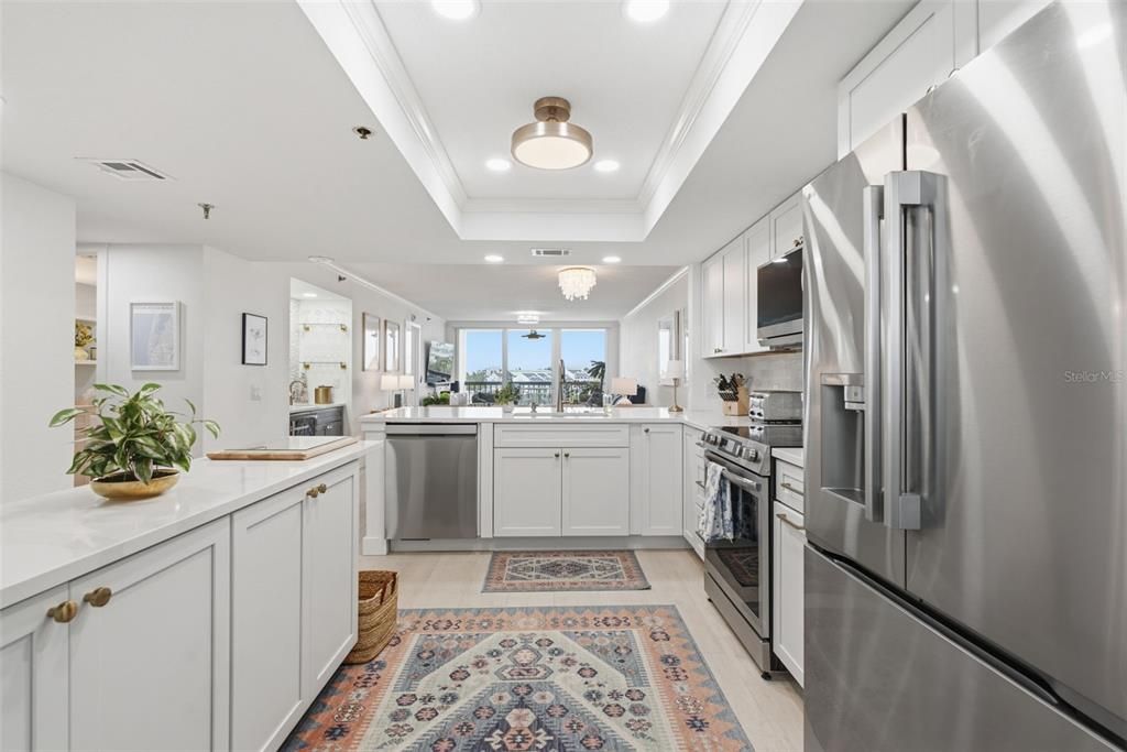 Active With Contract: $435,000 (2 beds, 2 baths, 1225 Square Feet)